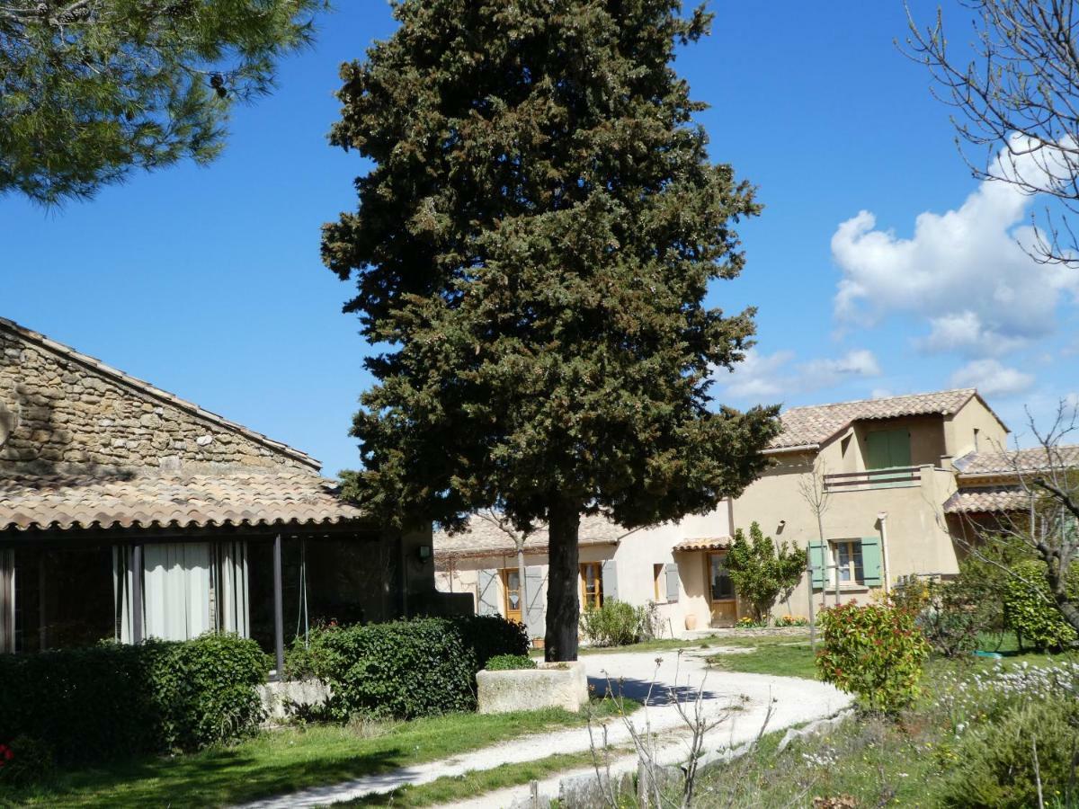 Les Biguieres Maubec (Vaucluse) Exterior foto