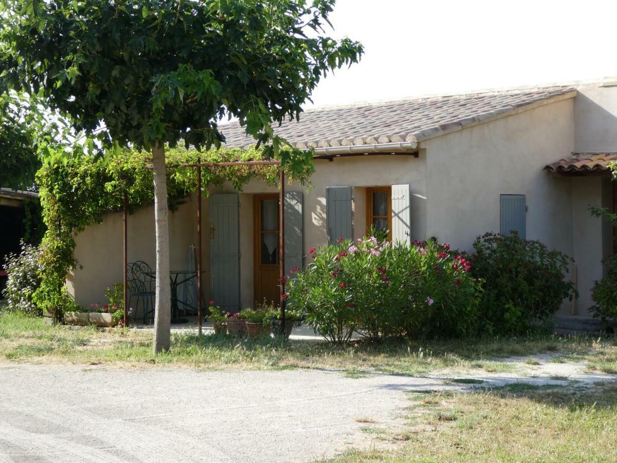 Les Biguieres Maubec (Vaucluse) Exterior foto